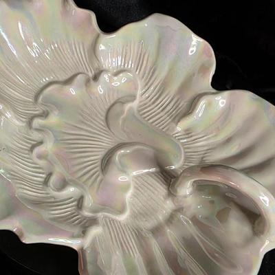 Vintage California Original Style 2210 Iridescent Ceramic Leaf Dish – Pastel Luster Finish