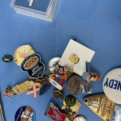 Sale Photo Thumbnail #275: A junk drawer lot of goodies!