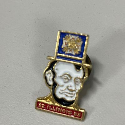 Vintage button and pin