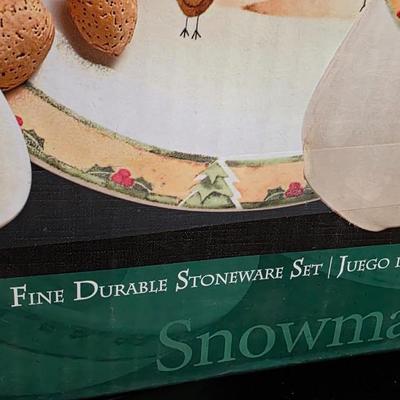 Gibson Snowman Frolic 16-Piece Stoneware Dinnerware Set - Boxed 4 Place Settings with Original Packaging