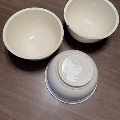 3 Large Vintage Mixing Bowls 1 Chipped