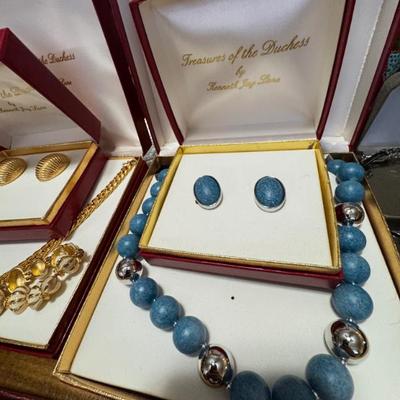 Sale Photo Thumbnail #338