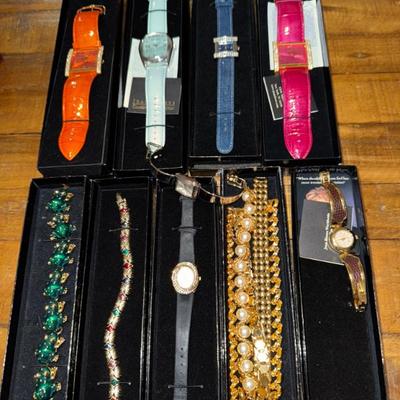 Sale Photo Thumbnail #359