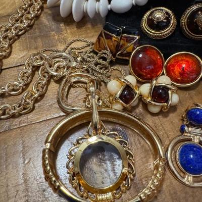 Sale Photo Thumbnail #413