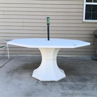 LOT 4: Plastic Octagonal Patio Table with Metal Chairs