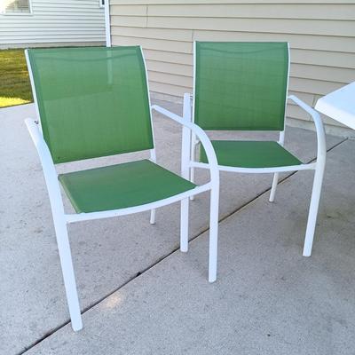 LOT 4: Plastic Octagonal Patio Table with Metal Chairs