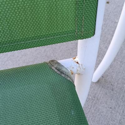 LOT 4: Plastic Octagonal Patio Table with Metal Chairs