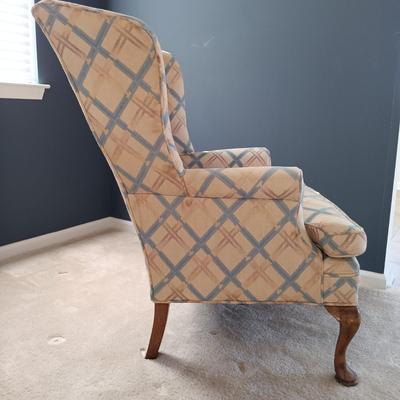 LOT 5: Pair of Pennsylvania House Armchairs