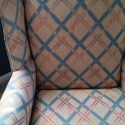 LOT 5: Pair of Pennsylvania House Armchairs