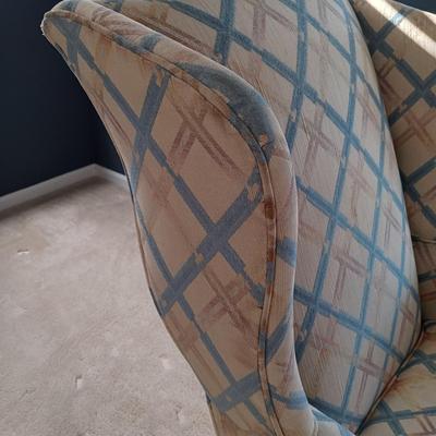 LOT 5: Pair of Pennsylvania House Armchairs