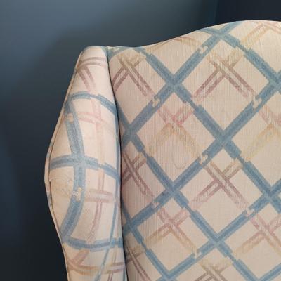 LOT 5: Pair of Pennsylvania House Armchairs