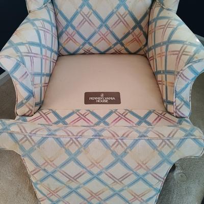 LOT 5: Pair of Pennsylvania House Armchairs