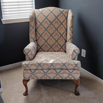 LOT 5: Pair of Pennsylvania House Armchairs