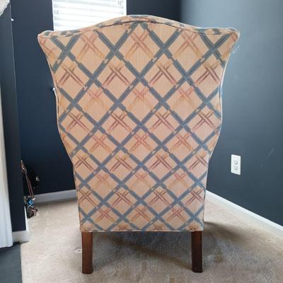 LOT 5: Pair of Pennsylvania House Armchairs