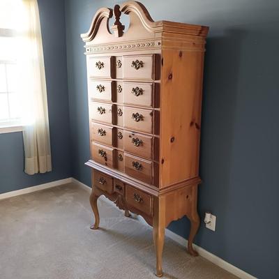 Sale Photo Thumbnail #181