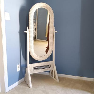 Sale Photo Thumbnail #201