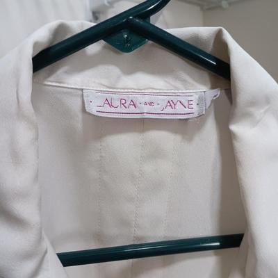 Sale Photo Thumbnail #389