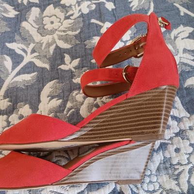 Sale Photo Thumbnail #487