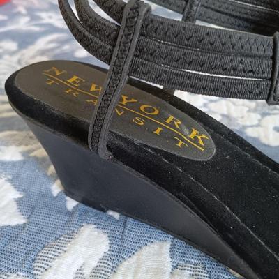 LOT 24: Shoe Collection Size 9 - Steve Madden, DKNY, Jennifer Lopez & More