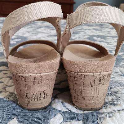 LOT 24: Shoe Collection Size 9 - Steve Madden, DKNY, Jennifer Lopez & More