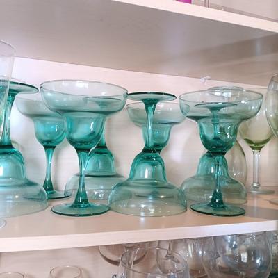 LOT 25: Large Collection of Glassware / Barware