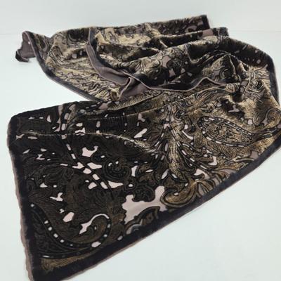 LOT 34: Rose De' Hand Bag, and Multiple Fashionable Scarves