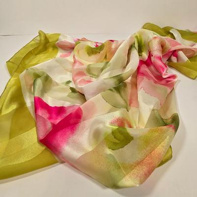 LOT 38: Jennifer Lopez Purse, Gold-tone Handbag, New with Tag Cejon Scarf, and More