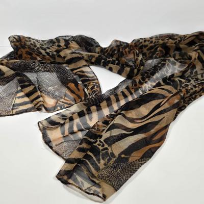 LOT 41: Scarf Hanger, Nordstrom Book 40 Ways To Tie a Scarf. and Three Fashionable Scarves