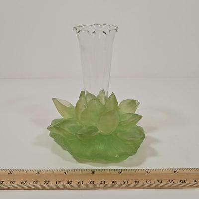 LOT 49: Round Table with Tablecloth, Lamp, Hen Feathers Bud Vase, and Hand-Painted Nippon Trinket Bowl