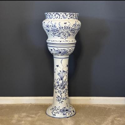 LOT 50: Jardiniere Planter on Pedestal/Hand Made in Portugal. Can Also Be Separated as a Vase and Planter