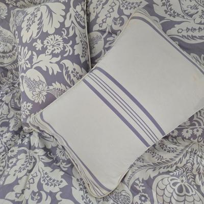 LOT 52: Bella Lux Fine Linens Reversible Comforter and Two Matching Throw Pillows