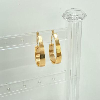 LOT 55: CJ Gold Hoop Earrings - 14KT, TW 3.90g