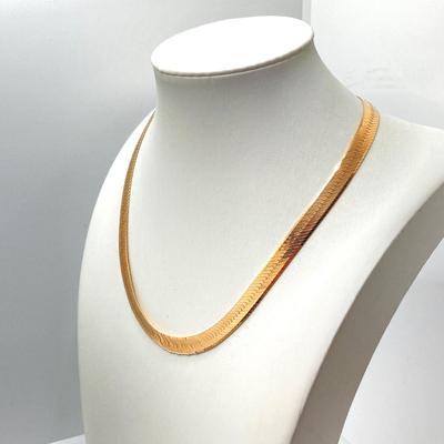 LOT 62: Italy Gold Herringbone Chain Necklace - 14KT / 585, TW 21.33g, 14"