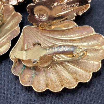 LOT 66: Gold Tone Designer Jewelry Collection - Givency, Coro, Joan Rivers, Nolan Miller and Trifari