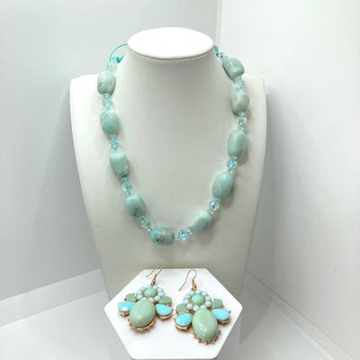 LOT 70: Pair of Vintage Necklace and Earrings Sets (Polished Stone / Onyx)