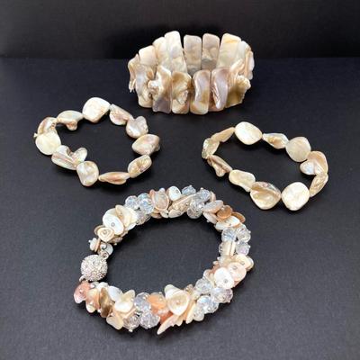 LOT 71: Vintage Shell / Nautical Style Jewelry - Bracelets and Earrings