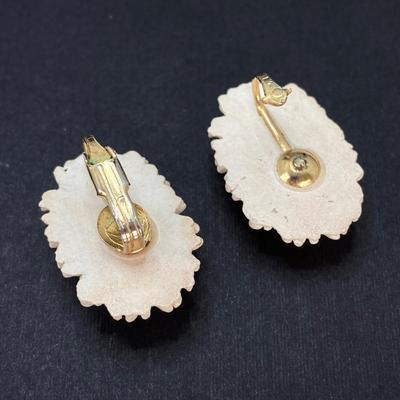 LOT 71: Vintage Shell / Nautical Style Jewelry - Bracelets and Earrings