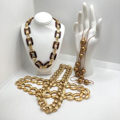 LOT 72: Gold Tone Fashion Chain Necklaces