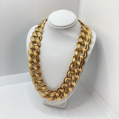 LOT 72: Gold Tone Fashion Chain Necklaces
