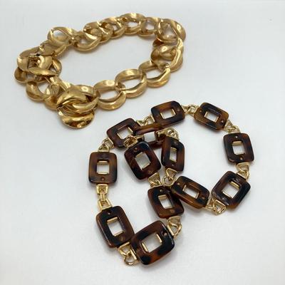 LOT 72: Gold Tone Fashion Chain Necklaces