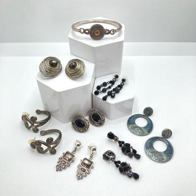 Sale Photo Thumbnail #246