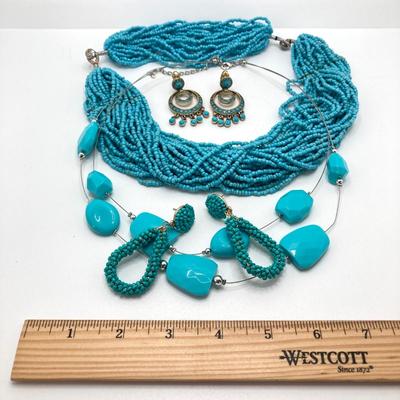 LOT 76: Turquoise Themed Fashion Jewelry Collection