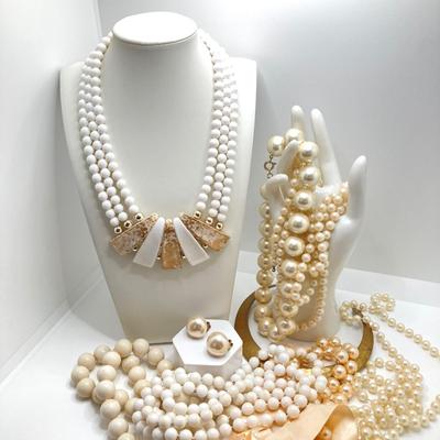 Sale Photo Thumbnail #454