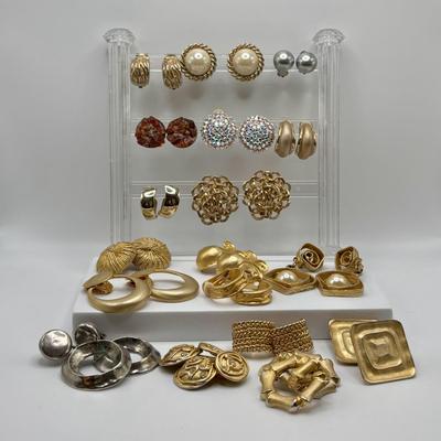 Sale Photo Thumbnail #425