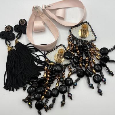 LOT 83: Fashion Pierced Earring Collection & Vintage Black & Gold Dangle Clip-On Earrings