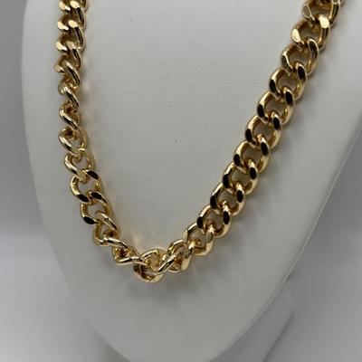 LOT 89: Graziano Gold Tone Necklace Collection