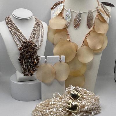 LOT 93: Fashion Necklace Collection: Multi Strand Beaded, Shell/Mother of Pearl and More