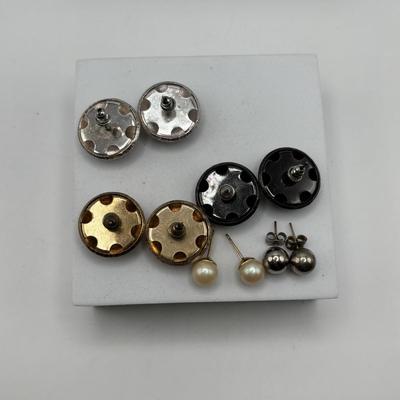 LOT 94: Gold & Silver Tone Earring Collection Pierced & Clip - On