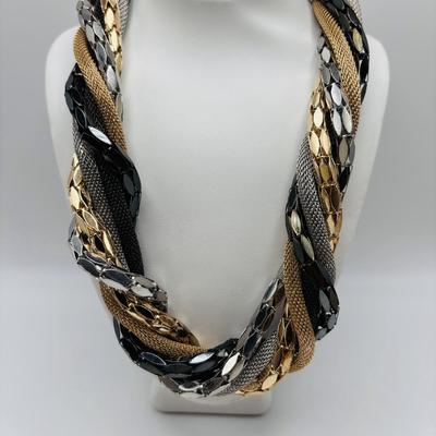 Sale Photo Thumbnail #399