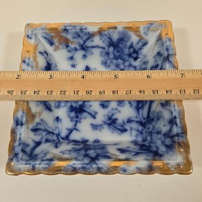 LOT 142: Mercer China Serving Plate and 12 Matching Desert Bowls with Gold-tone Accents